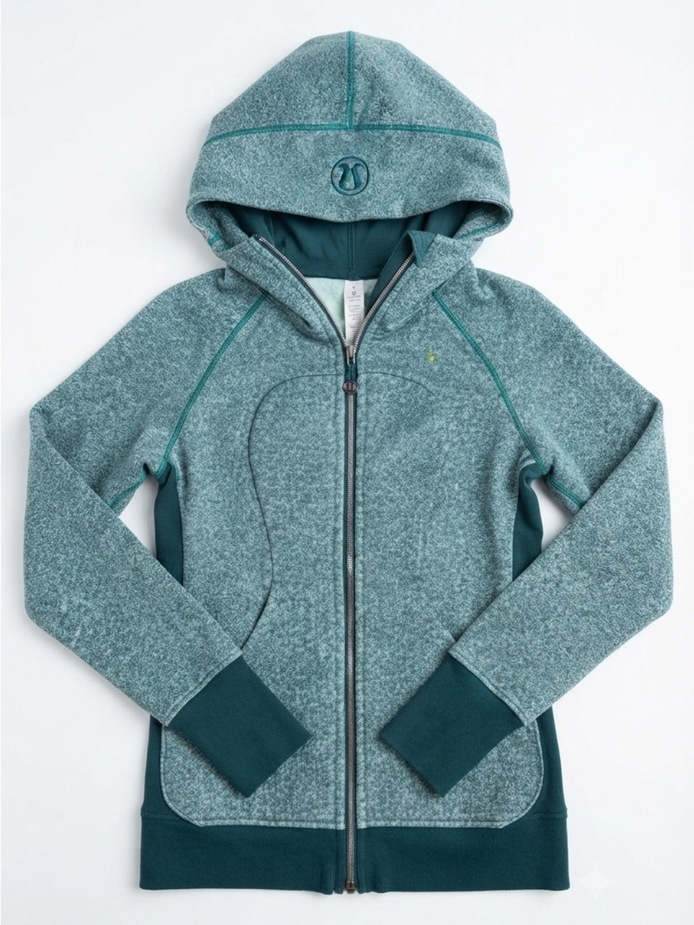 Lululemon Scuba Hoodie III – Rio Mist Sea Mist / Deep Green (Size 6)